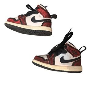 Nike Toddler Jordan 1 Mid SE Wear-Away Chicago